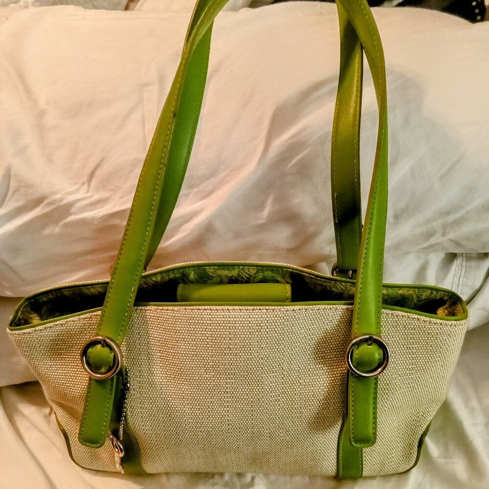 Womans Fossil Handbag ,Leather Leaf Green In Color,w/ Cotton Cabbage Rose Liner